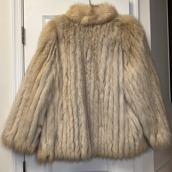 Vintage Saga Fox cozy lux fluffy fur coat - Picture 16 of 16